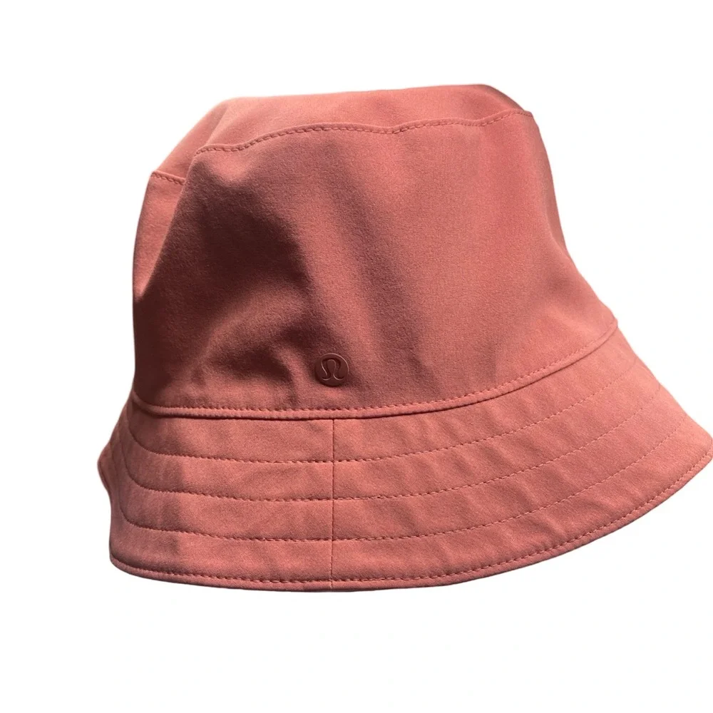 Lululemon Both Ways Reversible Bucket Hat Brier Pink Rose Leopard Size M/L